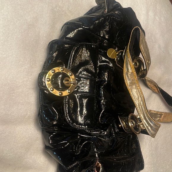 Handbag - Picture 2 of 3